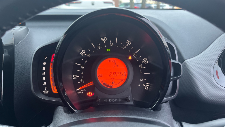 Peugeot 108 1.0 72 Allure 5dr Petrol Hatchback